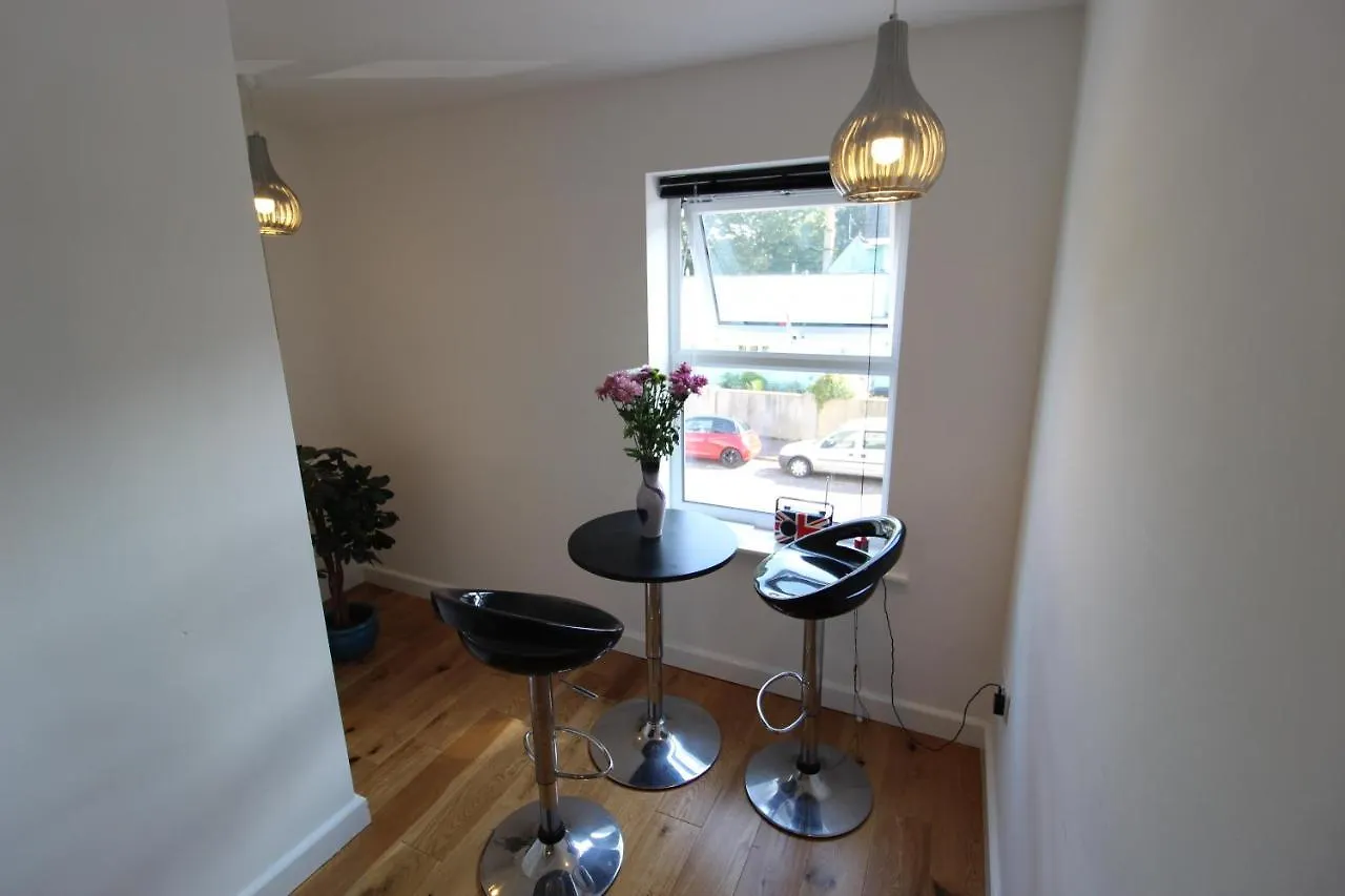 6 Palm Court - Explore Bournemouth Apartment
